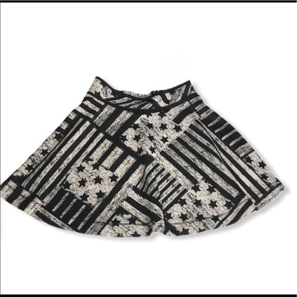 Material Girl Skirt High waist Mini printed Stars & Stripes patriotic Size M - Picture 13 of 14